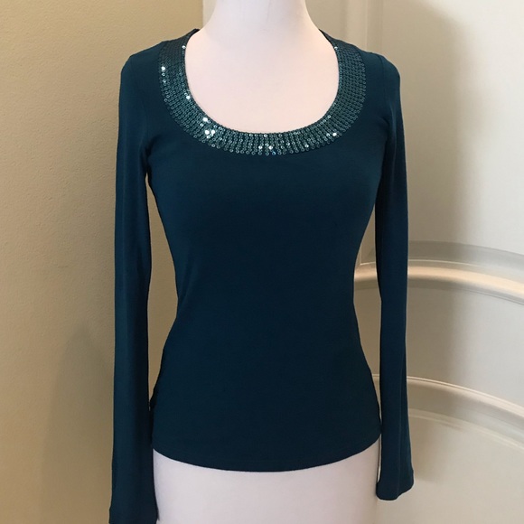 Nwot Express stretchy knit teal top with sequins - Picture 1 of 4